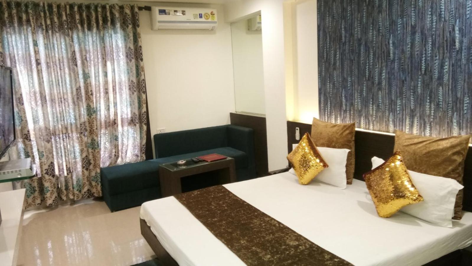 Hotel Banjara ボーパール エクステリア 写真