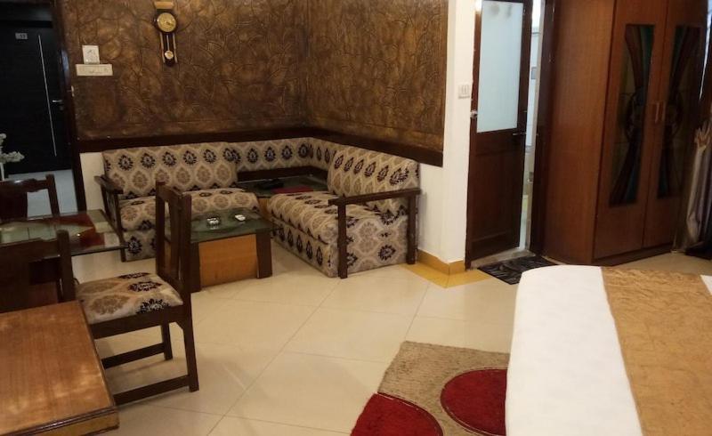 Hotel Banjara ボーパール エクステリア 写真
