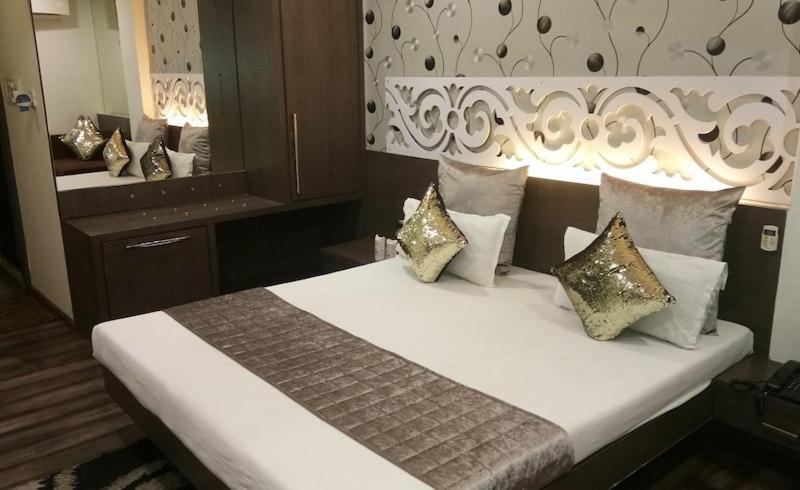 Hotel Banjara ボーパール エクステリア 写真