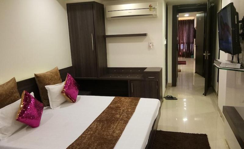Hotel Banjara ボーパール エクステリア 写真